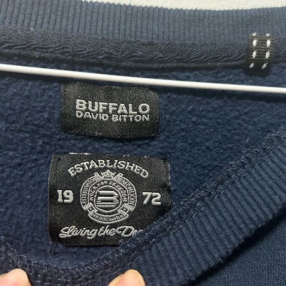 Men’s BUFFALO Color Blocked Graphic Crewneck Sweater - Picture 2 of 9